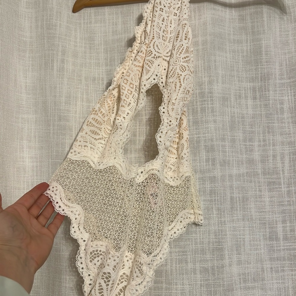 NWOT - Victoria Secret - cream/white lingerie- size S